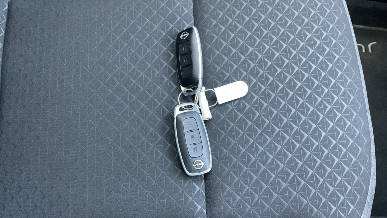 Nissan Juke 1.0 DiG-T N-Connecta 5dr Petrol Hatchback